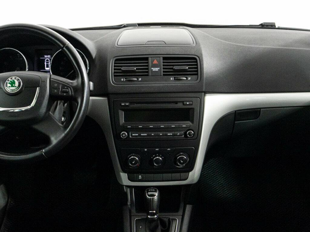 Skoda Yeti с пробегом — 2013 год. Фото: #13