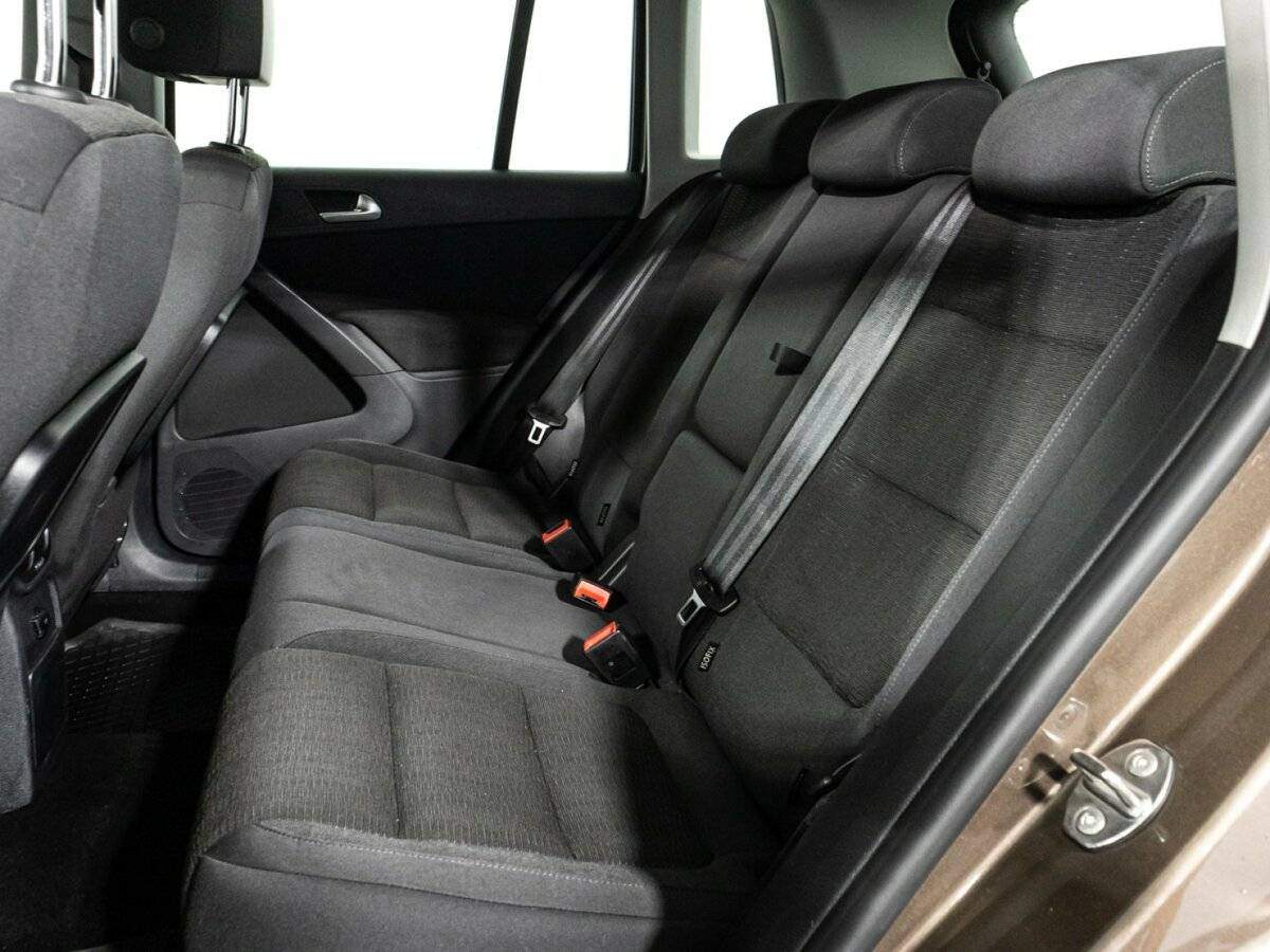 Volkswagen Tiguan с пробегом — 2014 год. Фото: #9