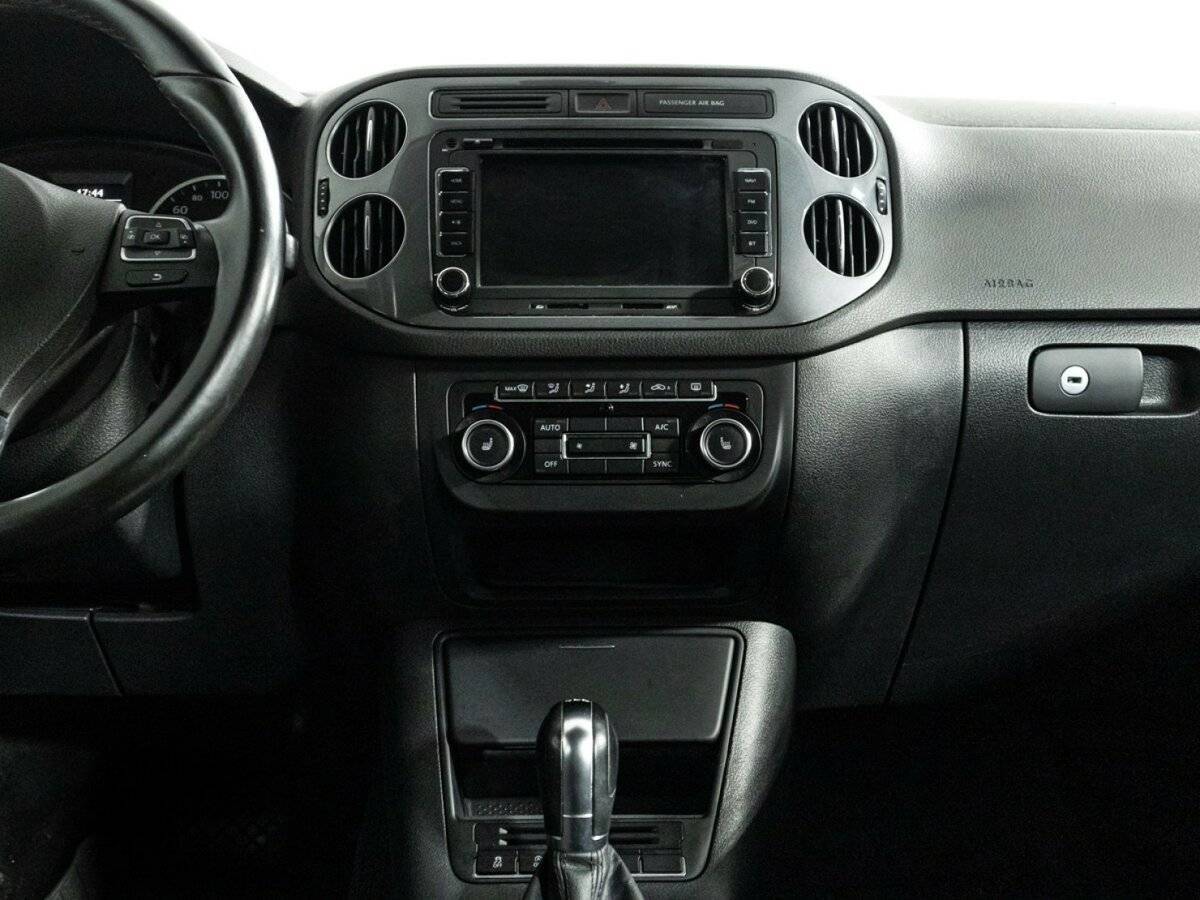 Volkswagen Tiguan с пробегом — 2014 год. Фото: #13