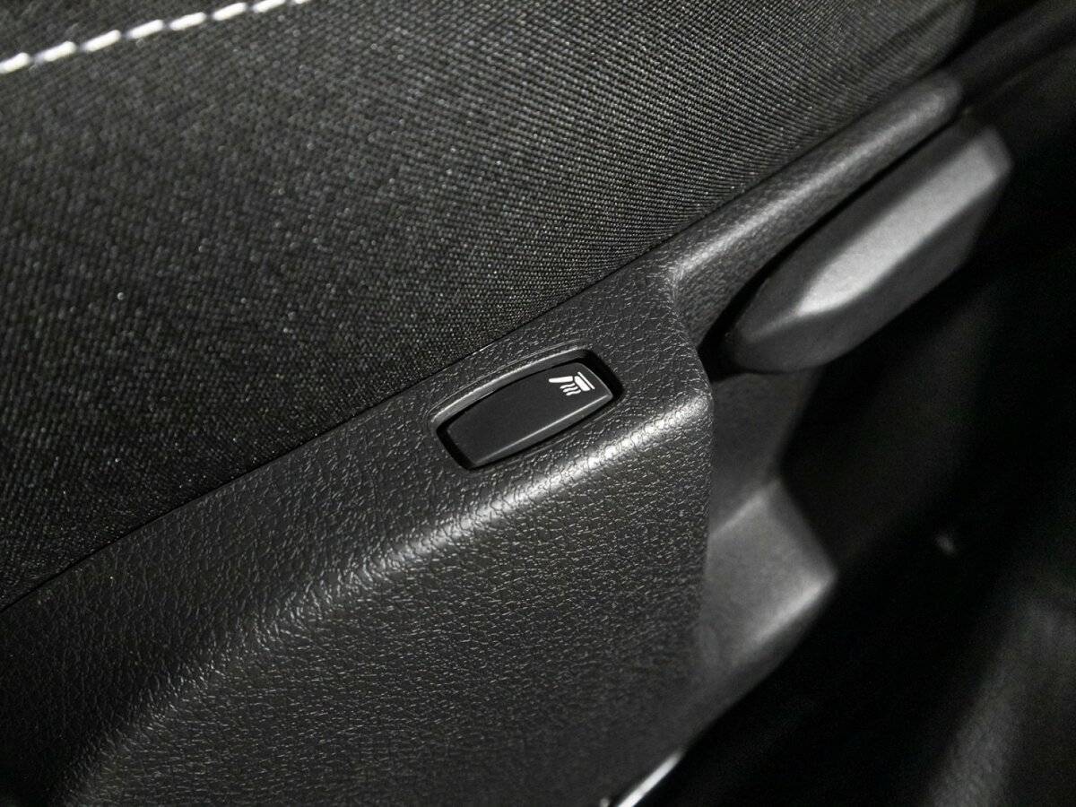 Renault Sandero с пробегом — 2021 год. Фото: #16