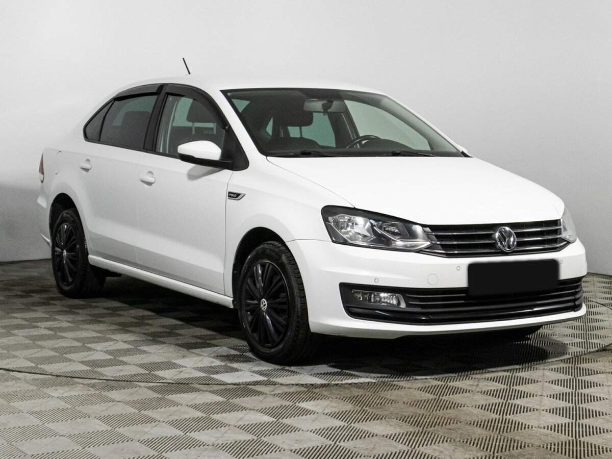 Volkswagen Polo с пробегом — 2018 год. Фото: #2