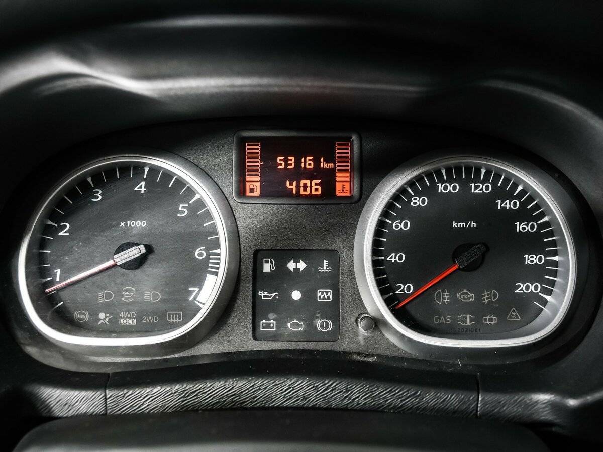 Renault Duster с пробегом — 2013 год. Фото: #9