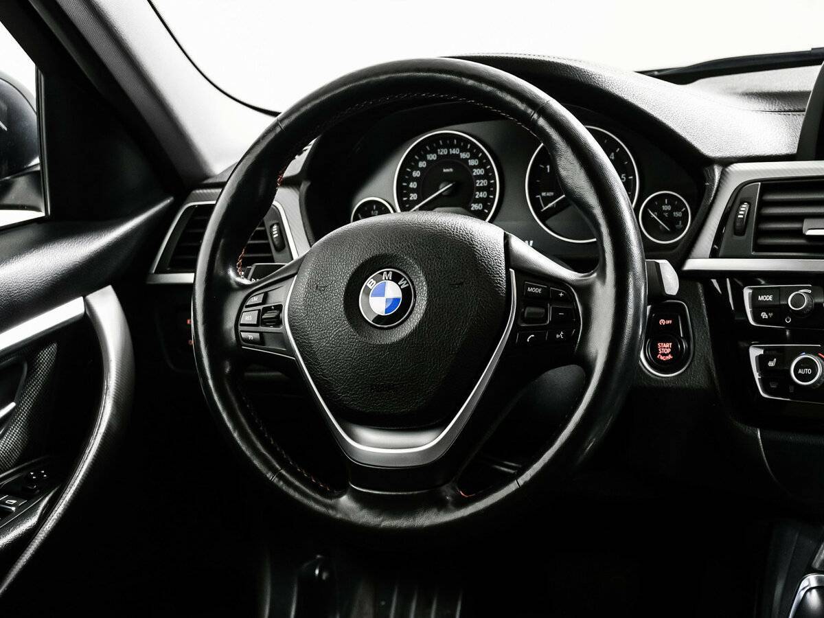 BMW 3 серии с пробегом — 2017 год. Фото: #14