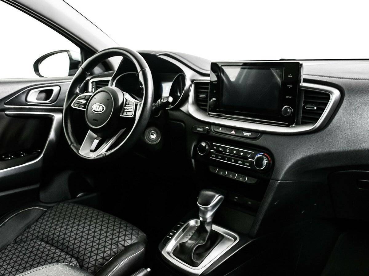 Kia Ceed с пробегом — 2020 год. Фото: #8