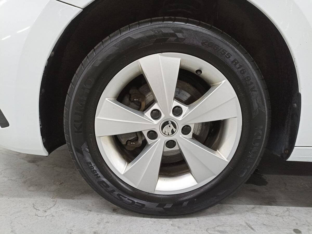 Skoda Octavia с пробегом — 2021 год. Фото: #17