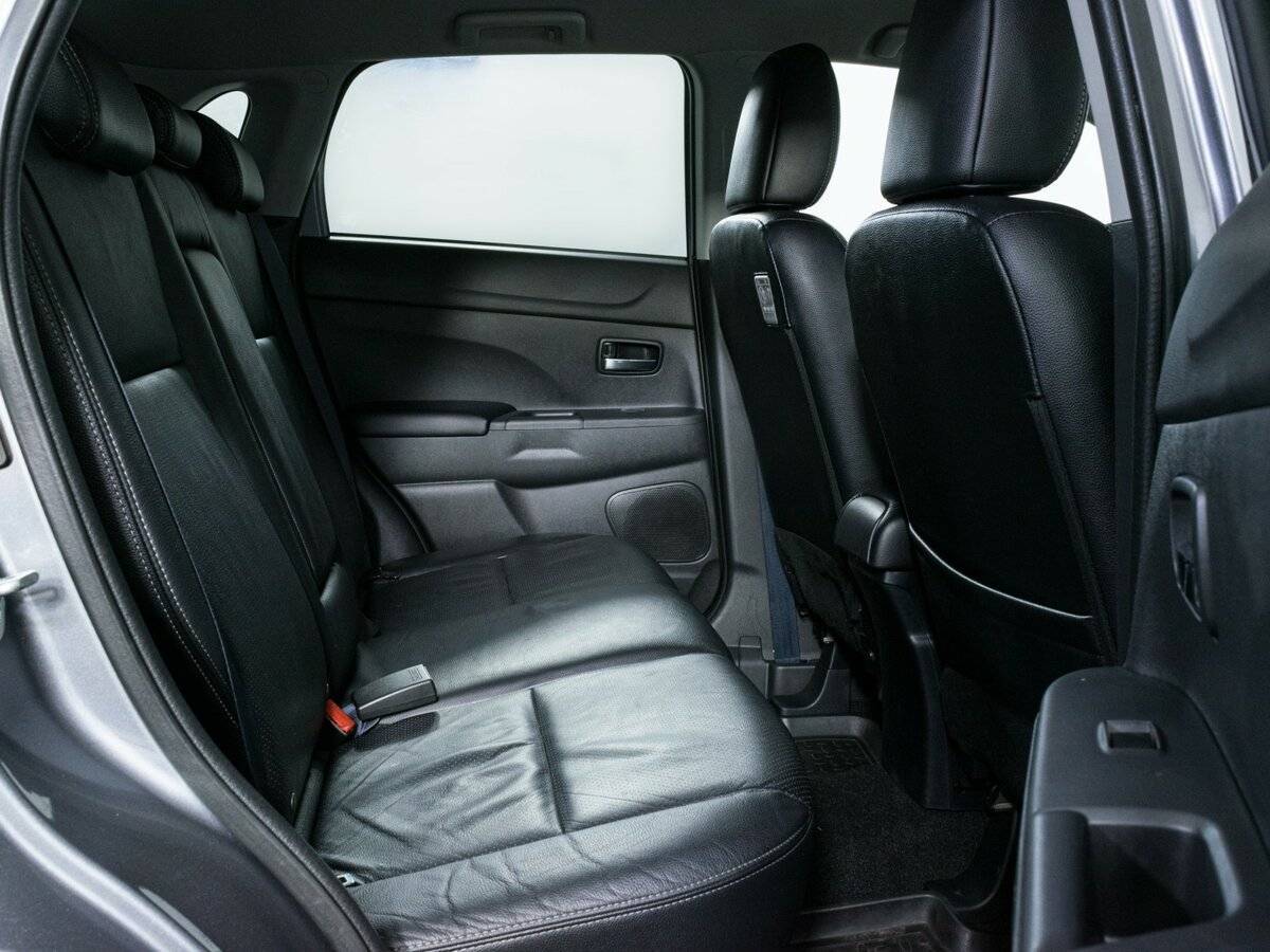 Mitsubishi ASX с пробегом — 2012 год. Фото: #9