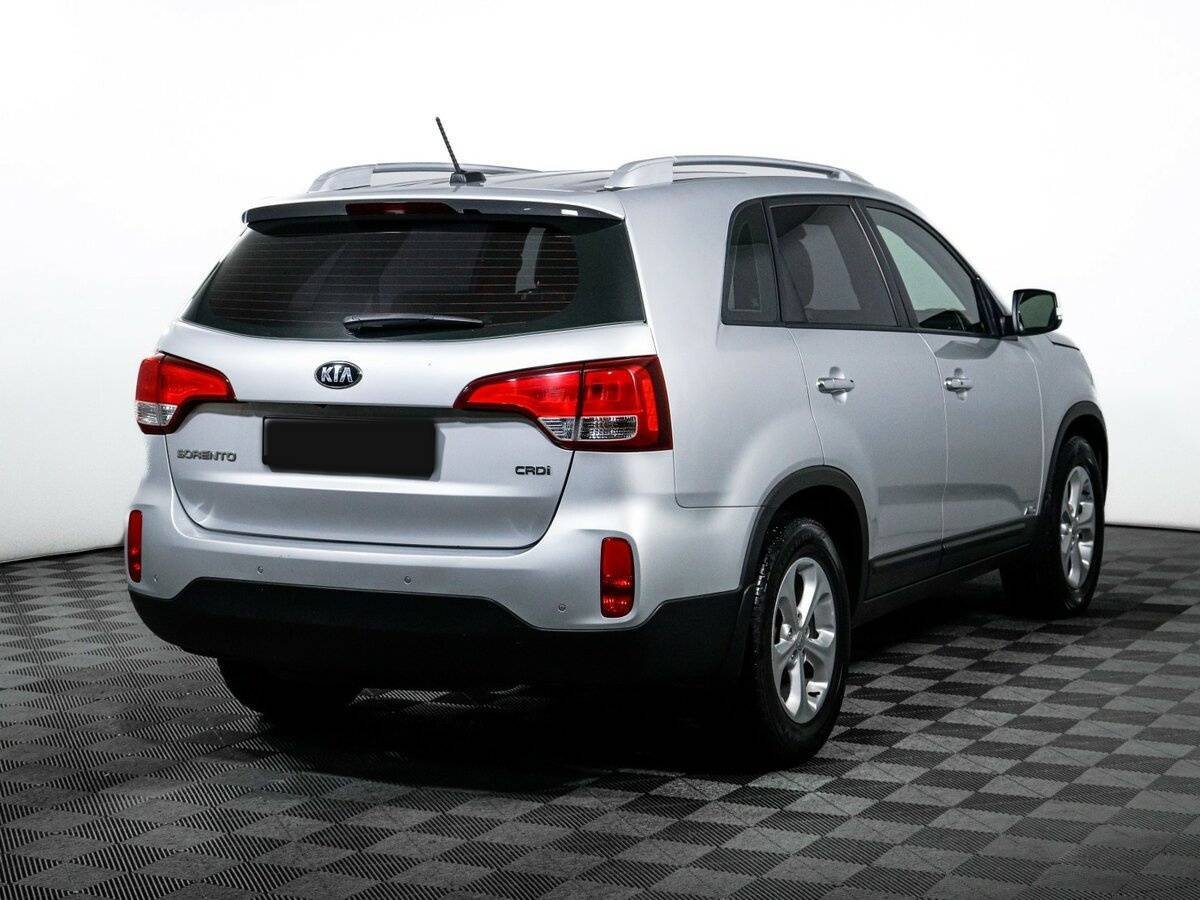 Kia Sorento с пробегом — 2017 год. Фото: #4