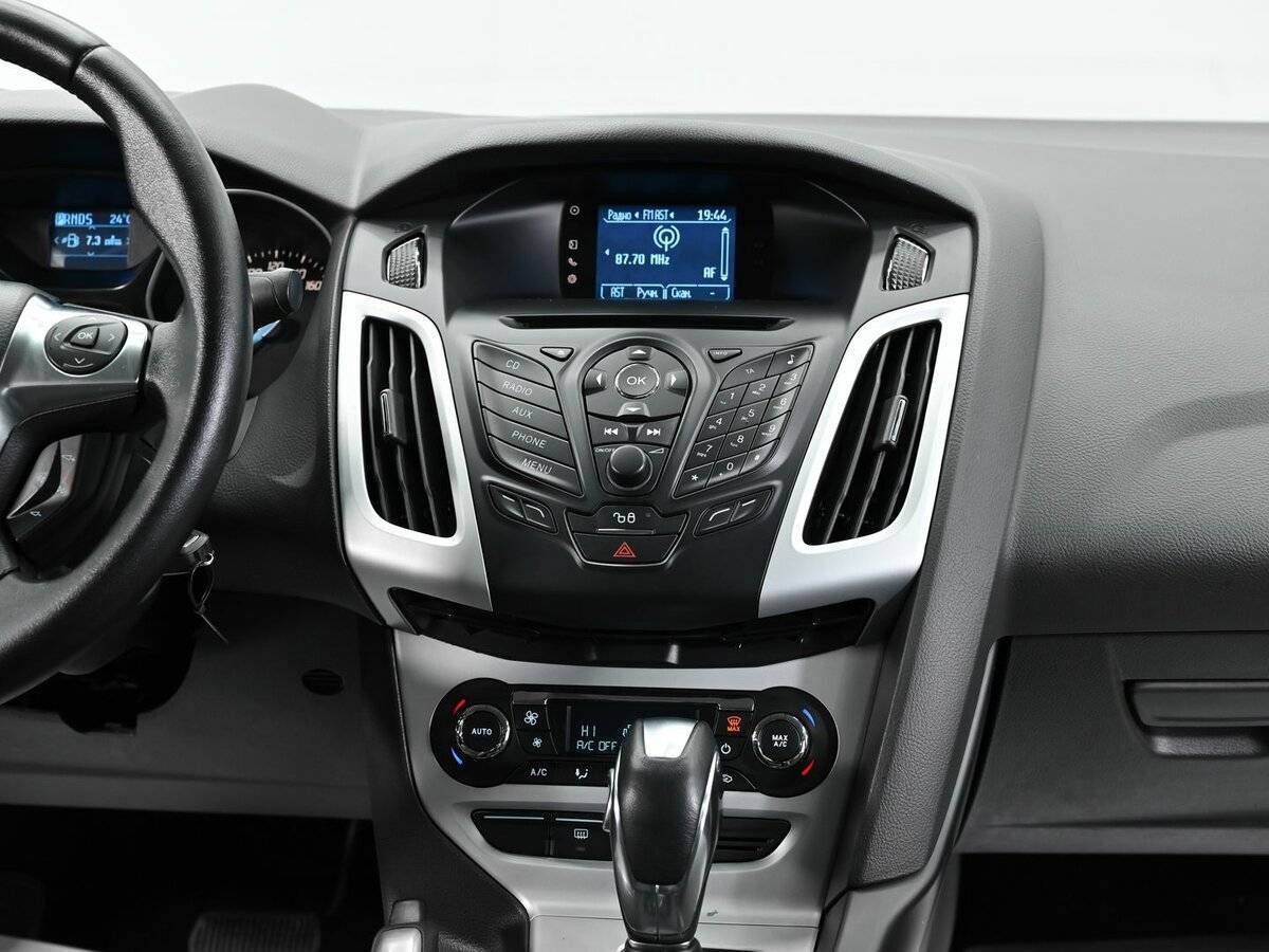 Ford Focus с пробегом — 2012 год. Фото: #8