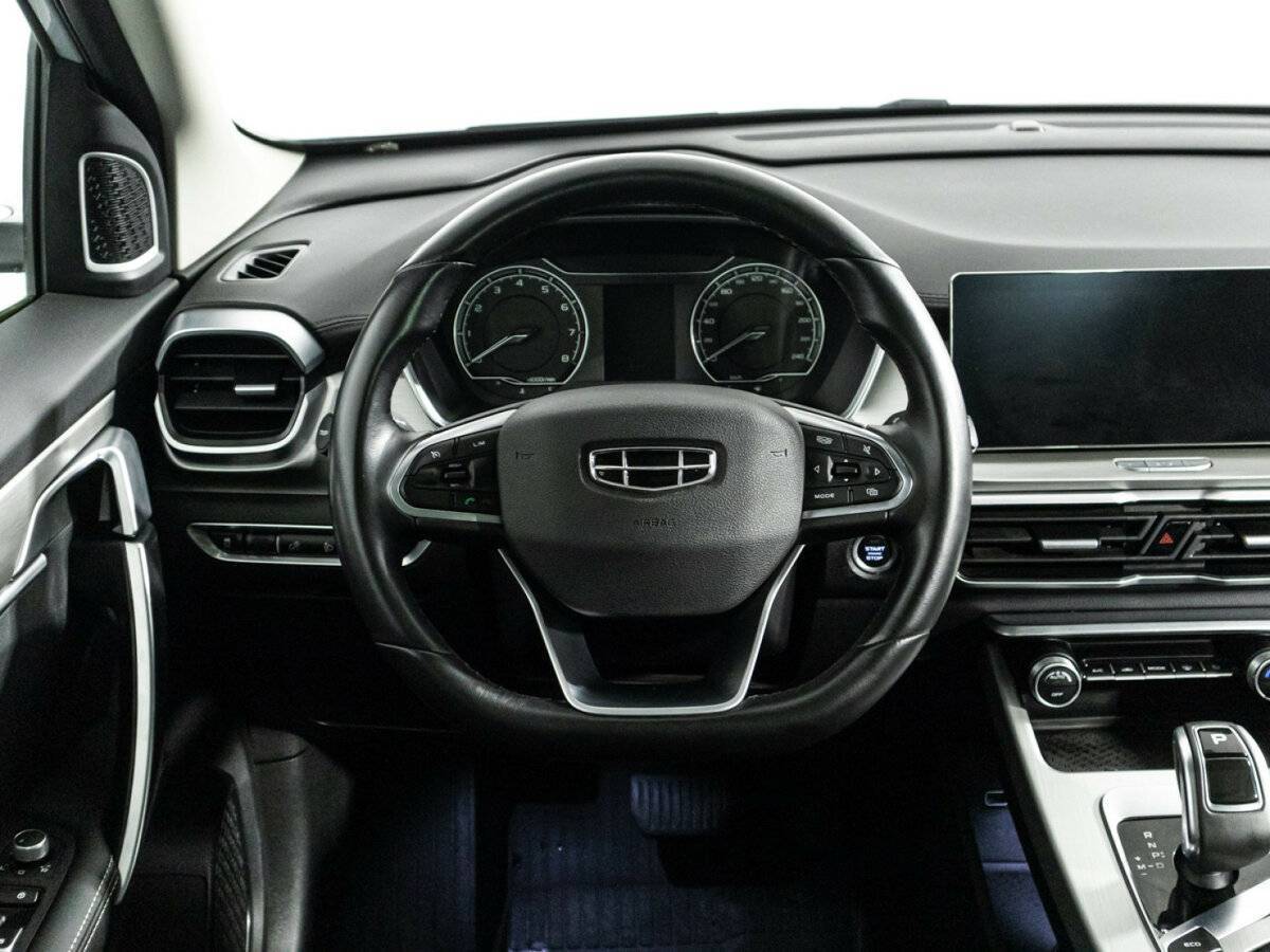 Geely Coolray с пробегом — 2021 год. Фото: #21