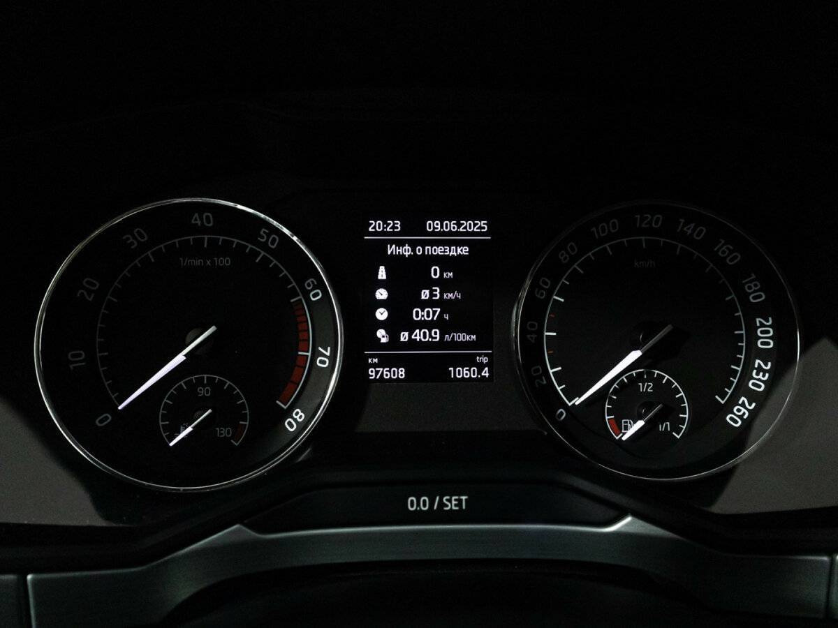 Skoda Superb с пробегом — 2018 год. Фото: #11