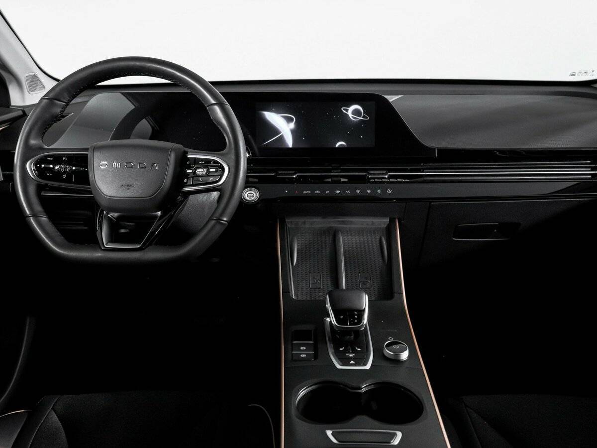 OMODA C5 с пробегом — 2023 год. Фото: #11