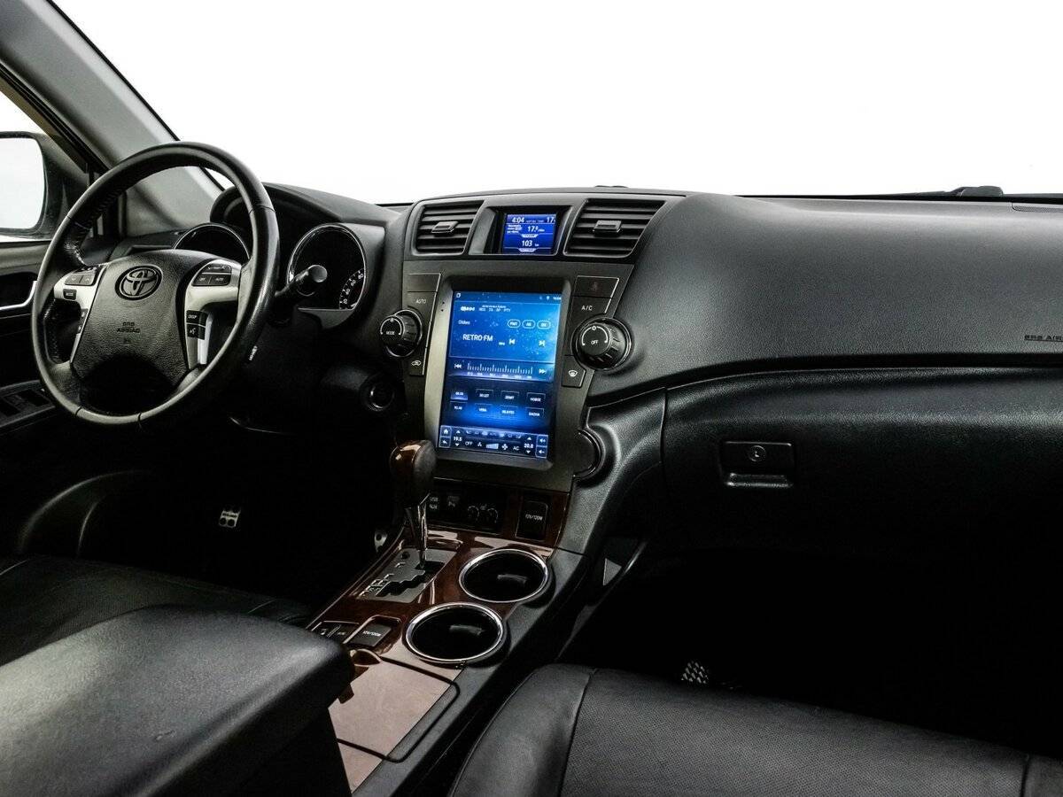Toyota Highlander с пробегом — 2012 год. Фото: #8