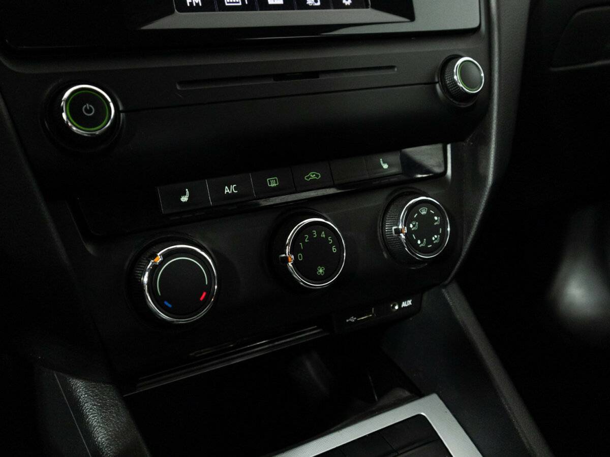 Skoda Octavia с пробегом — 2014 год. Фото: #15