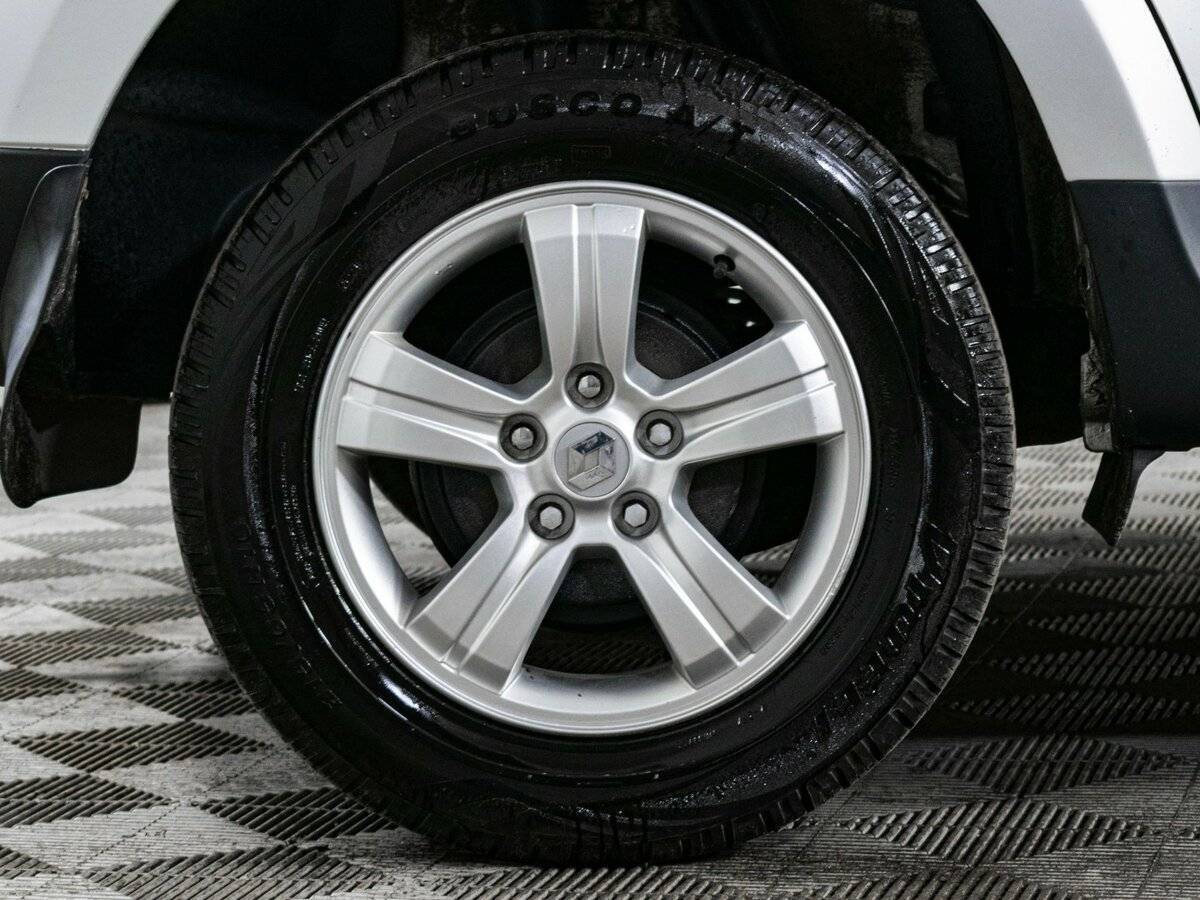 Renault Duster с пробегом — 2013 год. Фото: #11