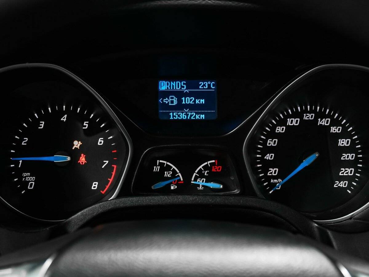 Ford Focus с пробегом — 2012 год. Фото: #9