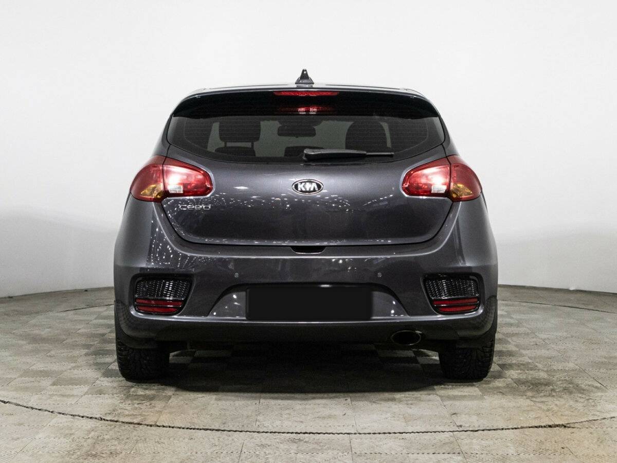 Kia Ceed с пробегом — 2017 год. Фото: #5
