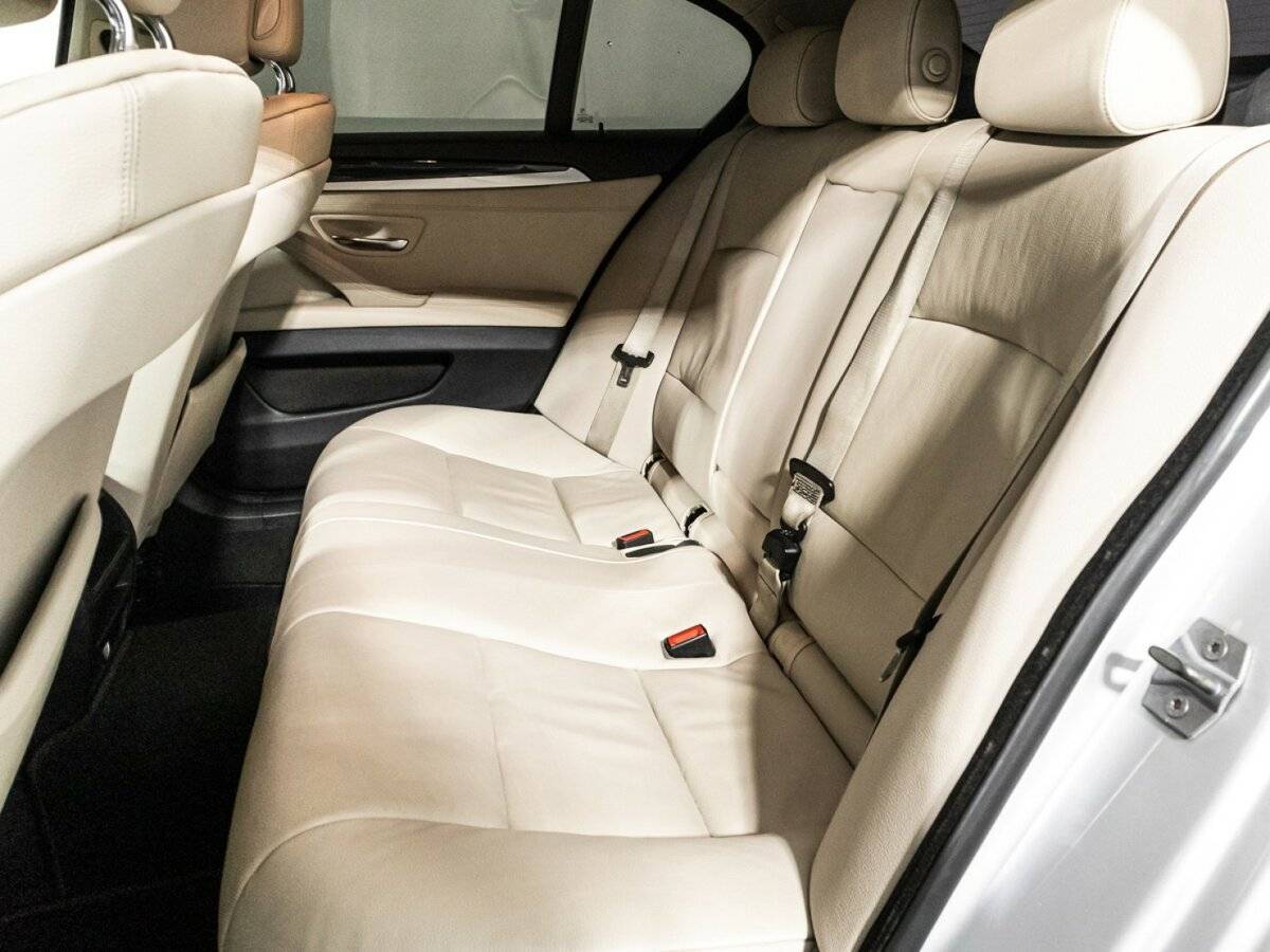 BMW 5 серии с пробегом — 2013 год. Фото: #9