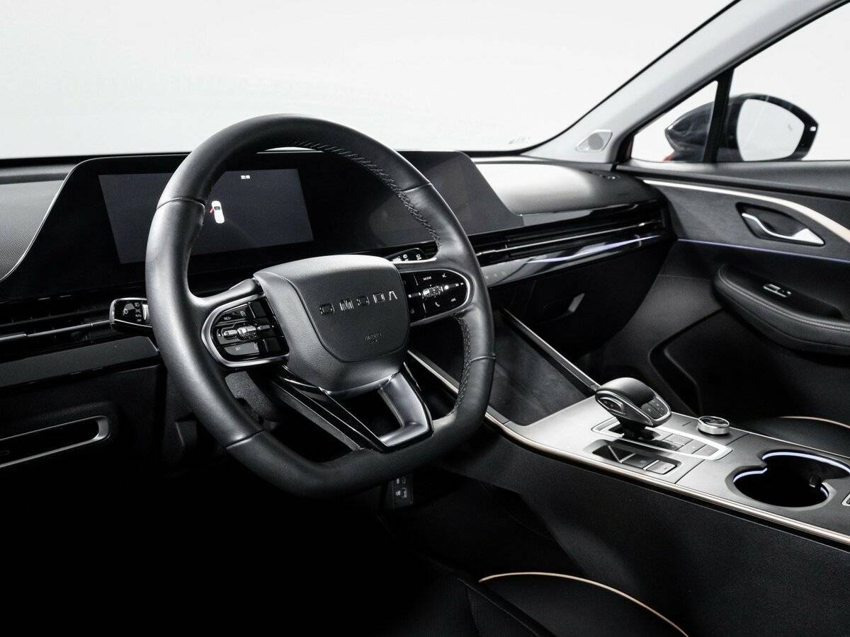 OMODA C5 с пробегом — 2023 год. Фото: #13