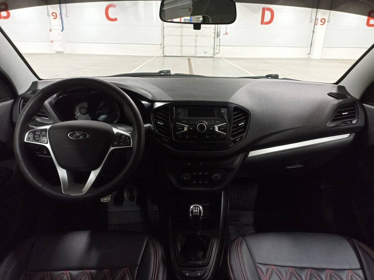 Lada (ВАЗ) Vesta с пробегом — 2020 год. Фото: #13