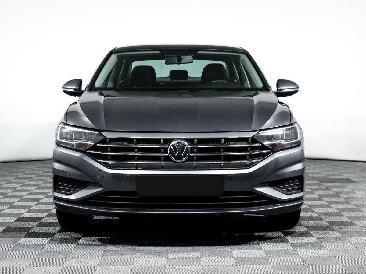 Volkswagen Jetta с пробегом — 2020 год. Фото: #1
