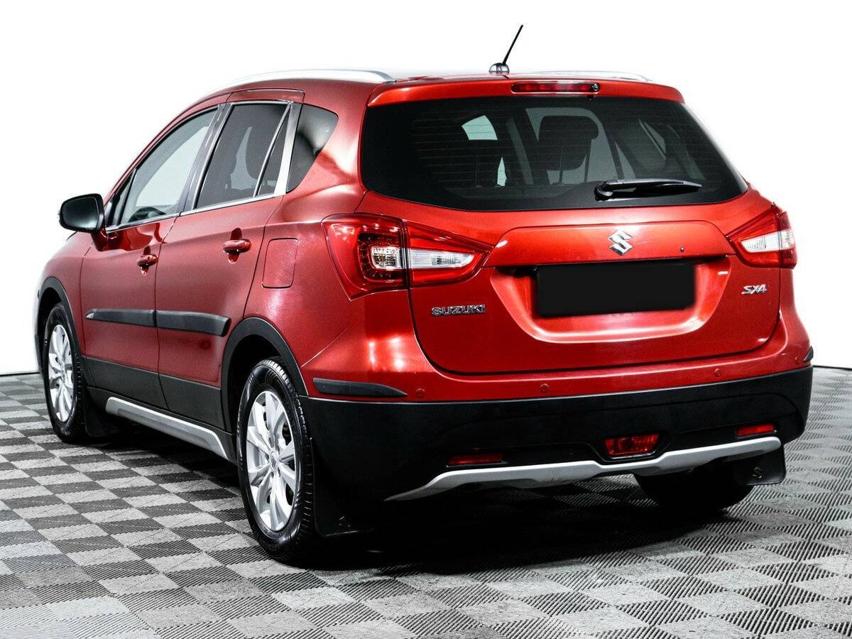 Suzuki SX4 с пробегом — 2016 год. Фото: #6