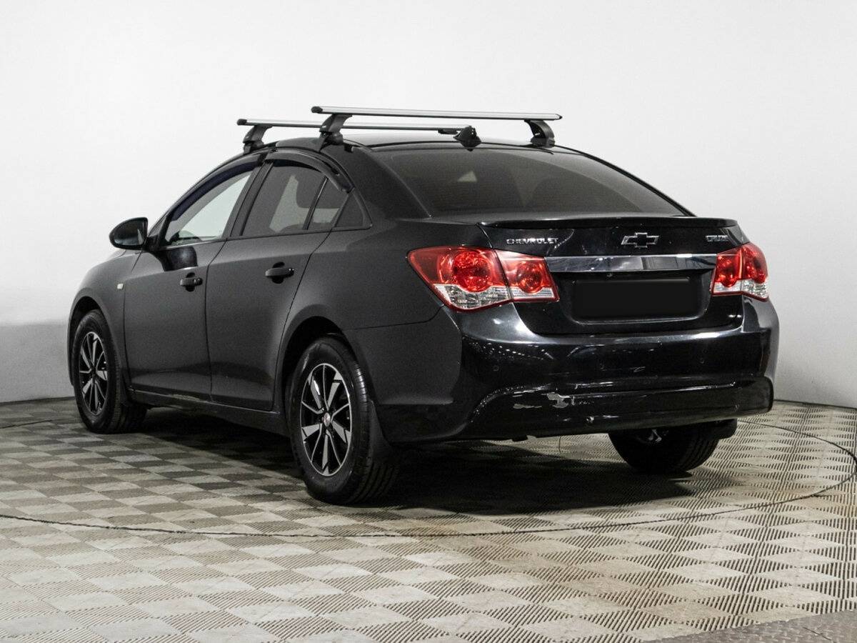 Chevrolet Cruze с пробегом — 2013 год. Фото: #6