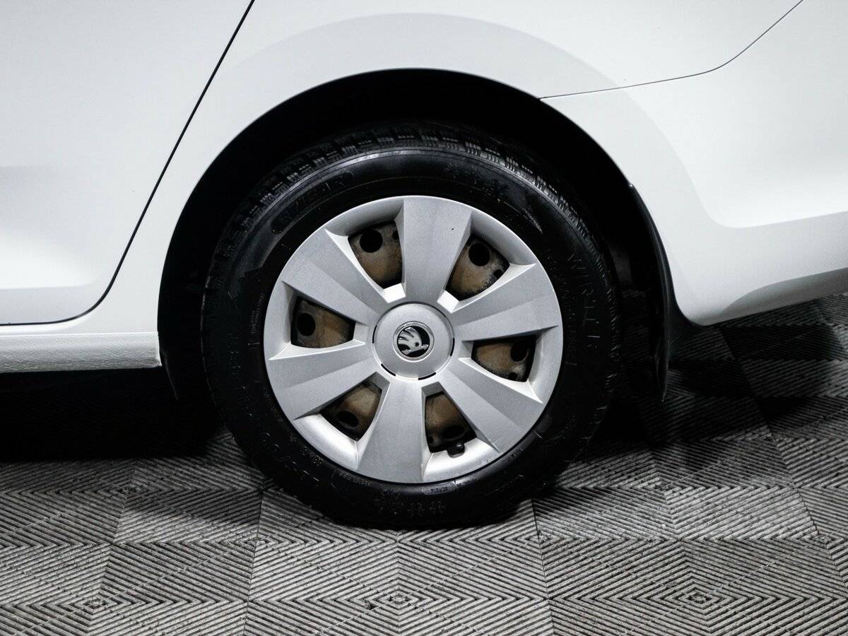 Skoda Rapid с пробегом — 2019 год. Фото: #14