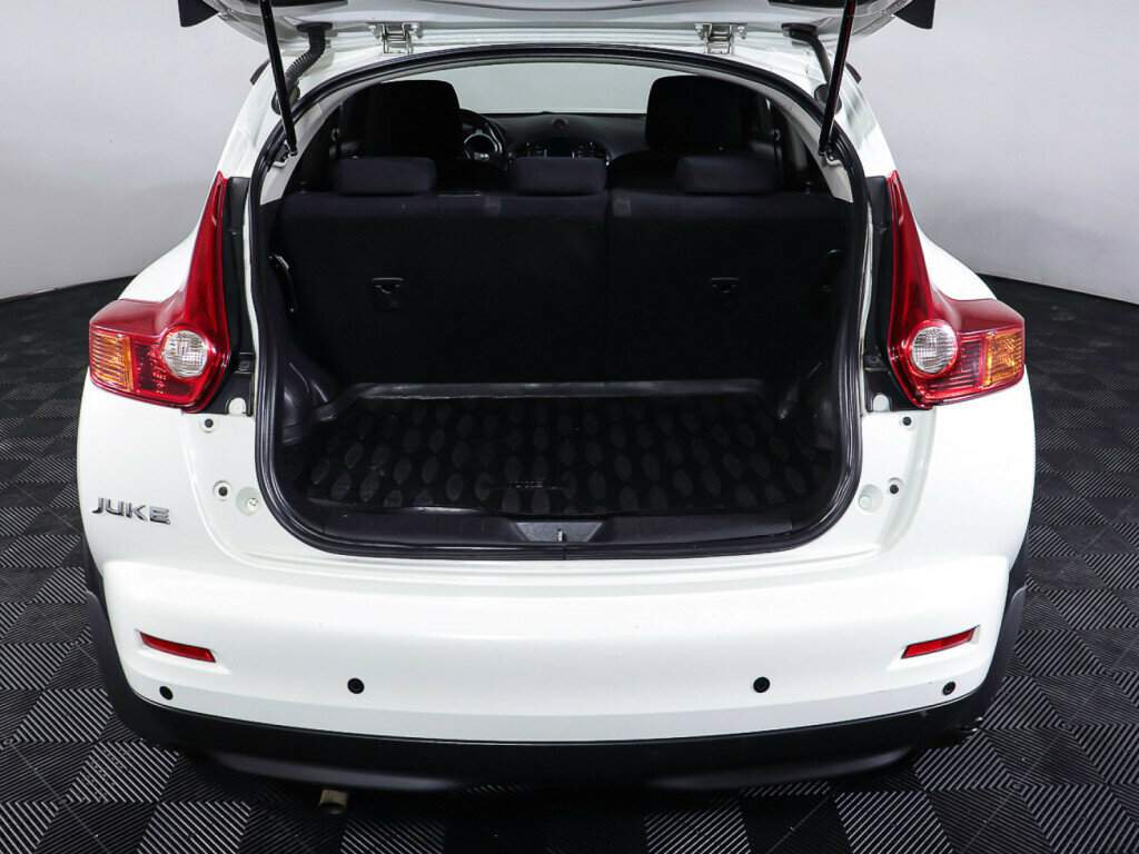 Nissan Juke с пробегом — 2012 год. Фото: #8