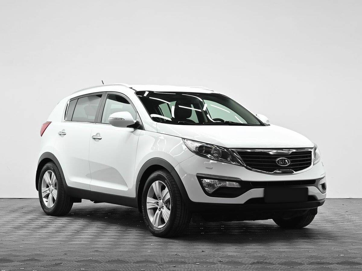 Kia Sportage с пробегом — 2012 год. Фото: #2
