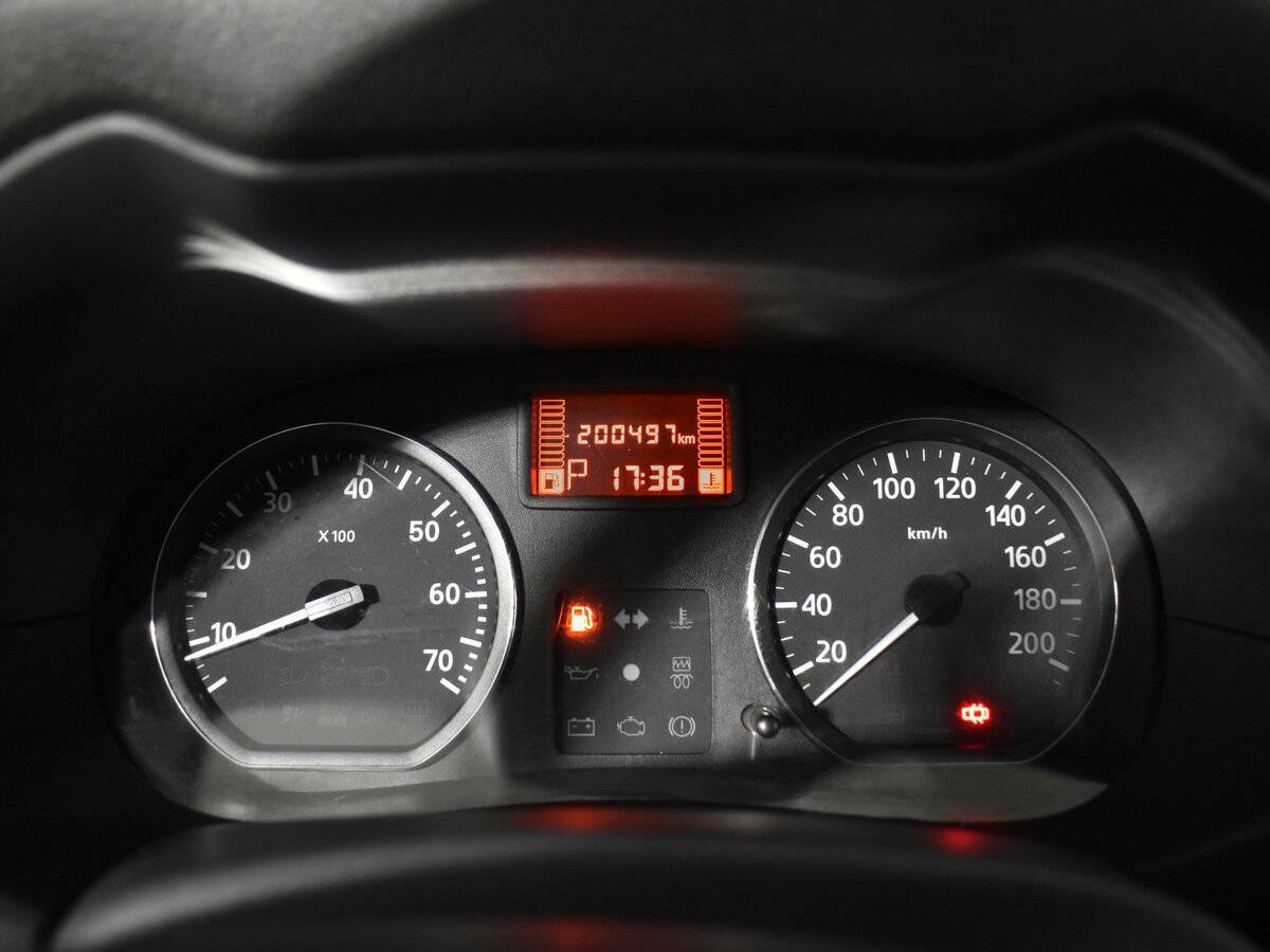 Nissan Terrano с пробегом — 2014 год. Фото: #12