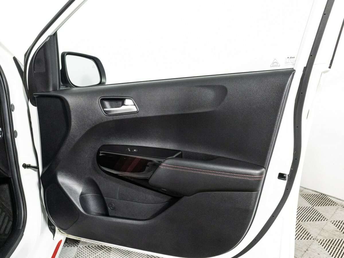 Kia Picanto с пробегом — 2022 год. Фото: #28