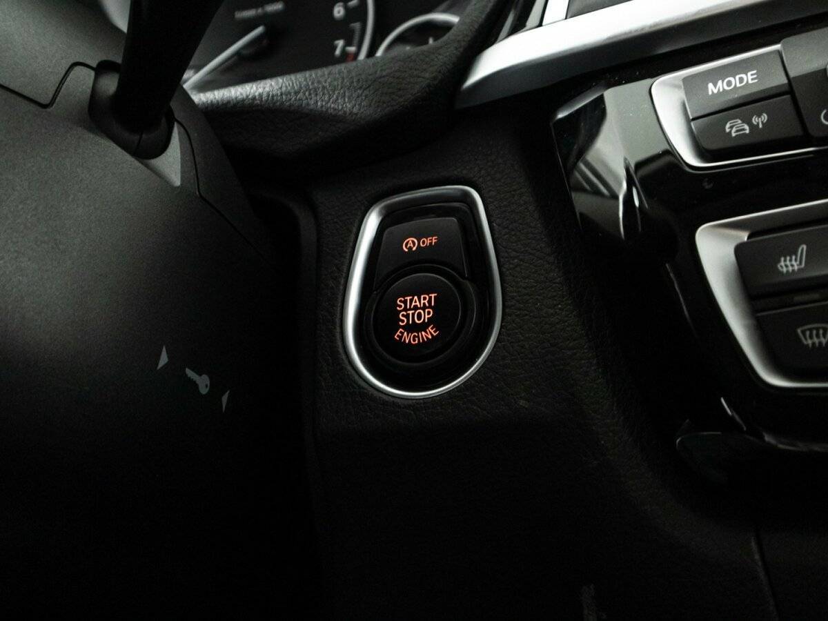 BMW 3 серии с пробегом — 2017 год. Фото: #18