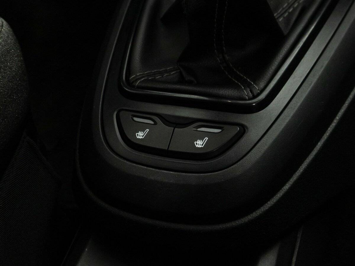 Lada (ВАЗ) Vesta с пробегом — 2019 год. Фото: #16