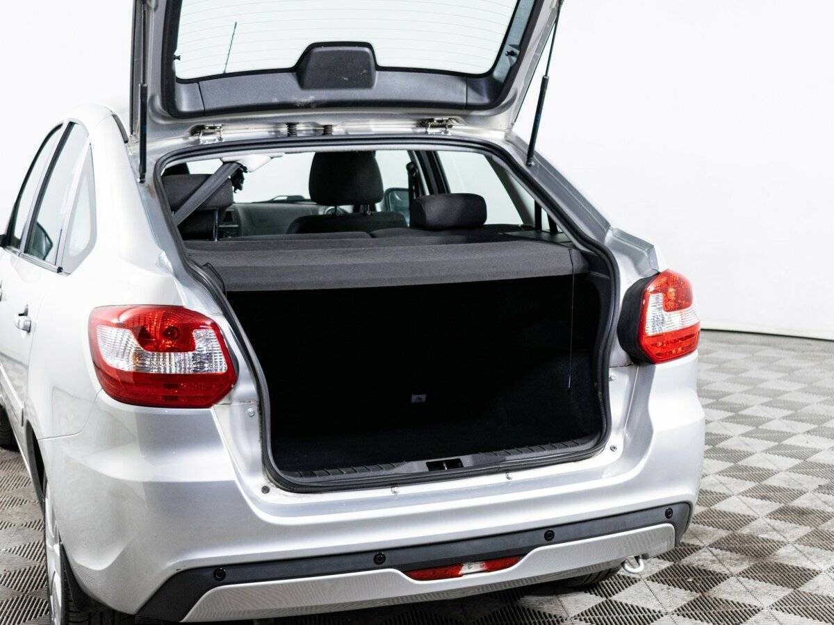 Lada (ВАЗ) Granta с пробегом — 2020 год. Фото: #8