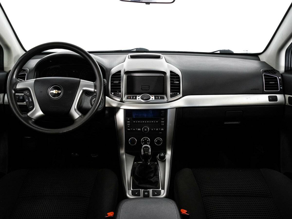 Chevrolet Captiva с пробегом — 2014 год. Фото: #7