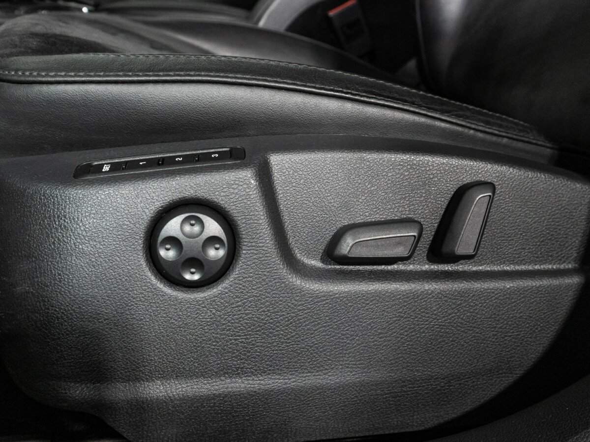 Skoda Superb с пробегом — 2013 год. Фото: #15