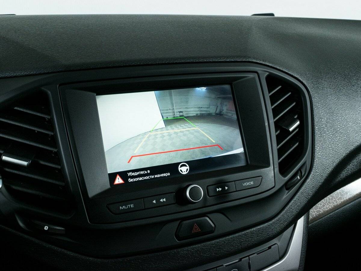 Lada (ВАЗ) Vesta с пробегом — 2021 год. Фото: #13