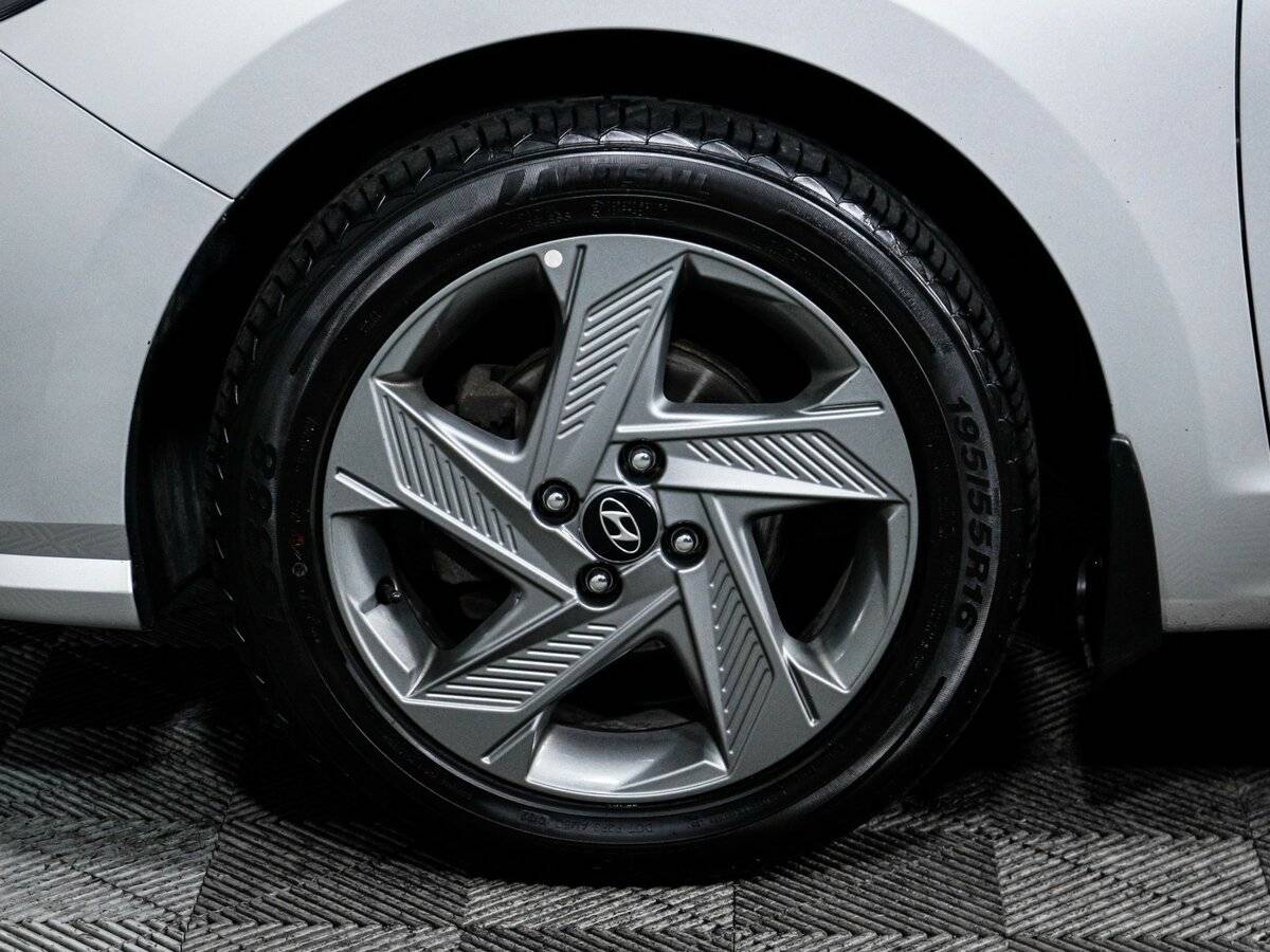 Hyundai Solaris с пробегом — 2020 год. Фото: #14