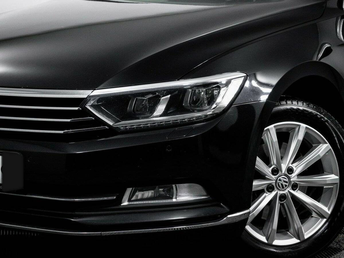 Volkswagen Passat с пробегом — 2019 год. Фото: #16