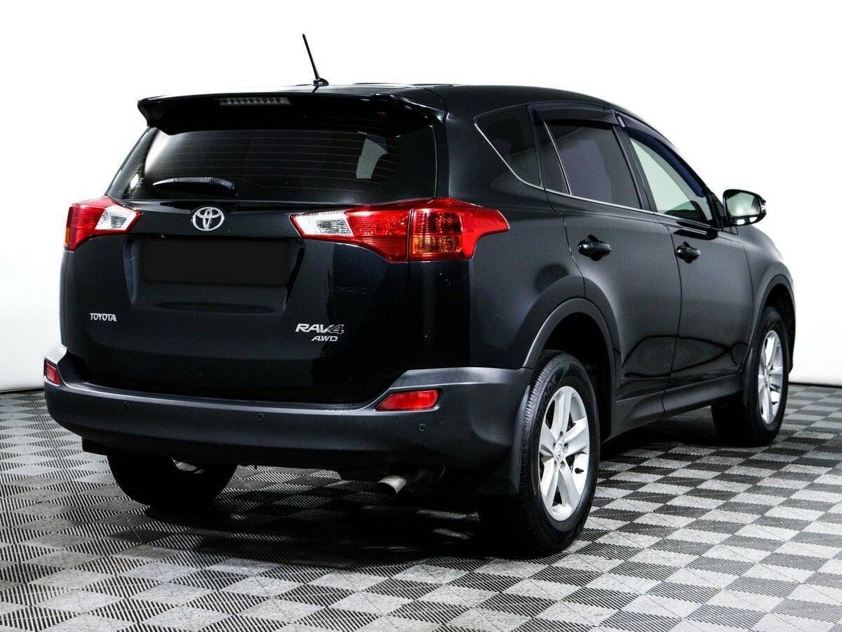 Toyota RAV4 с пробегом — 2013 год. Фото: #4