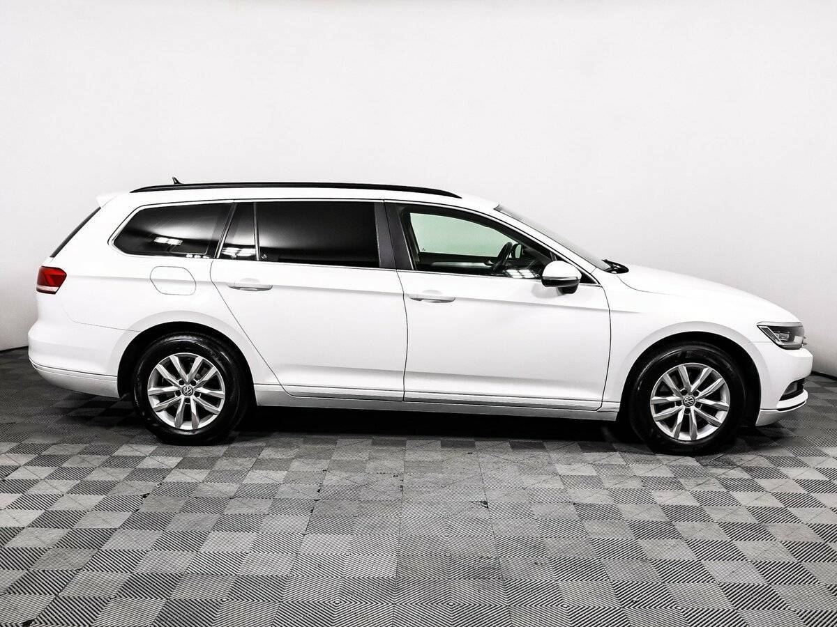 Volkswagen Passat с пробегом — 2018 год. Фото: #3