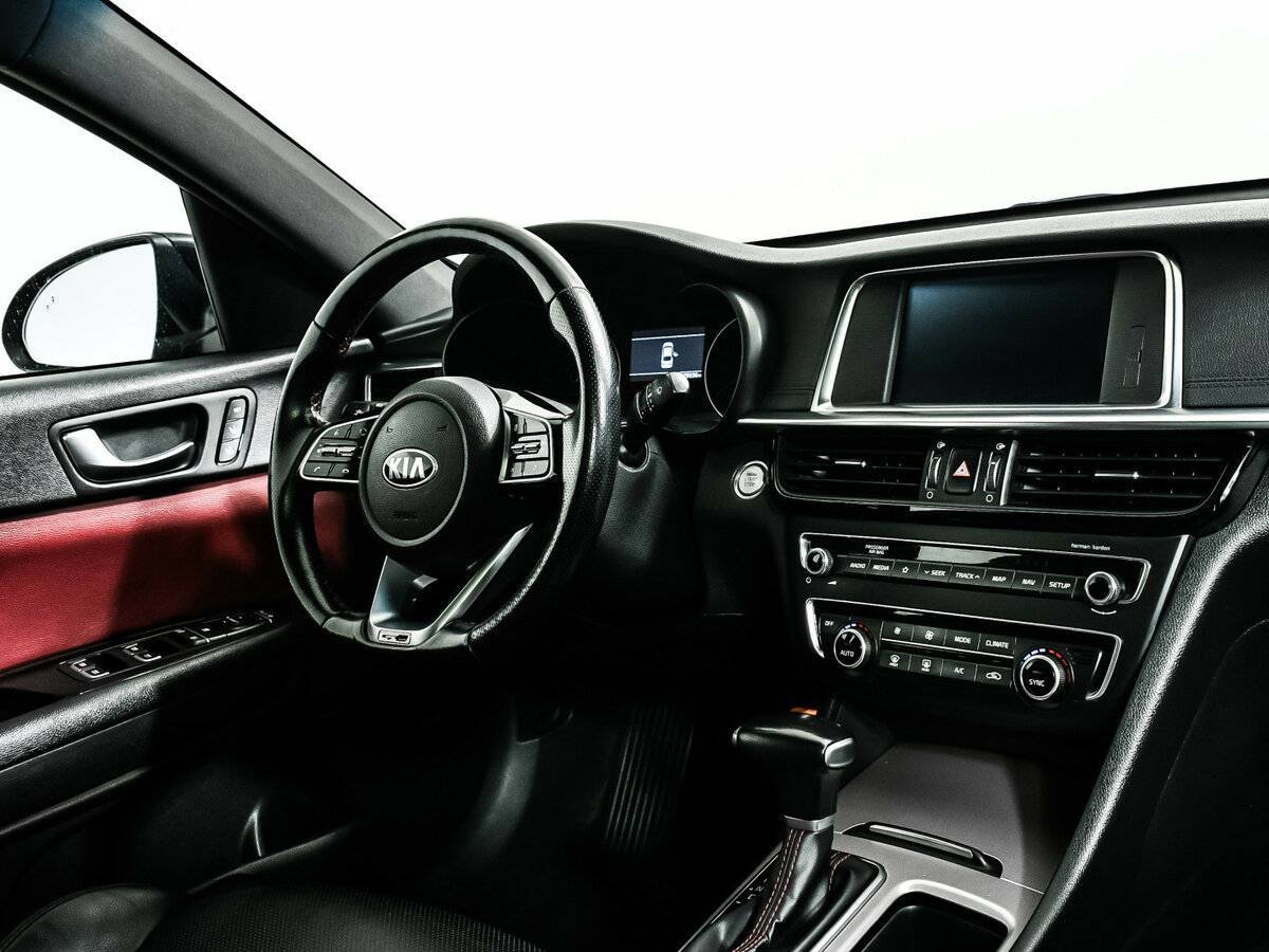 Kia Optima с пробегом — 2018 год. Фото: #8