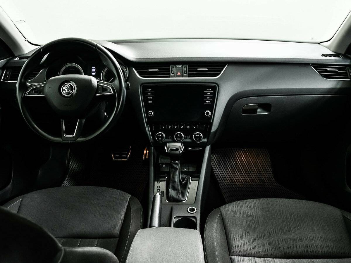 Skoda Octavia с пробегом — 2017 год. Фото: #10