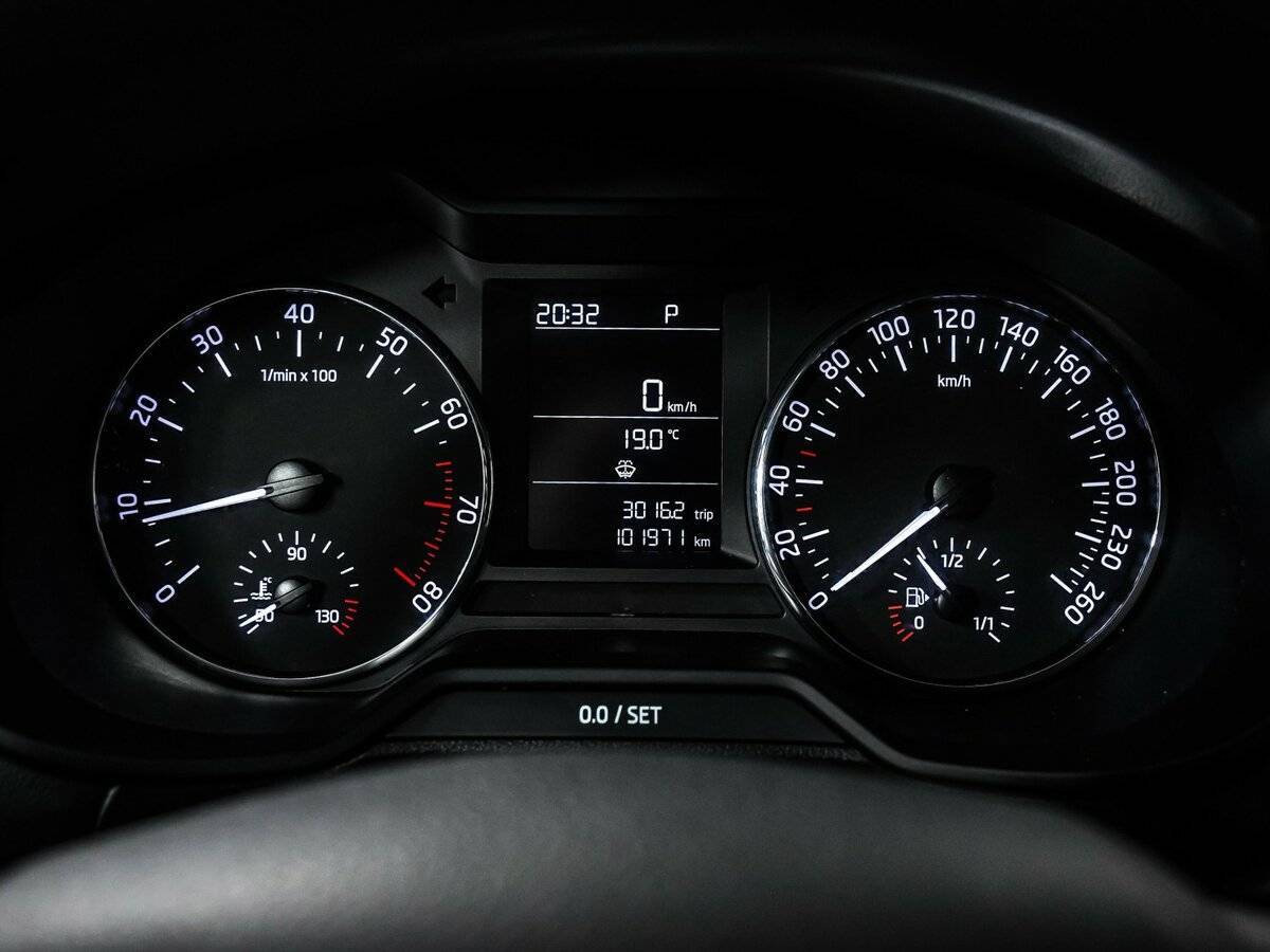 Skoda Octavia с пробегом — 2015 год. Фото: #9