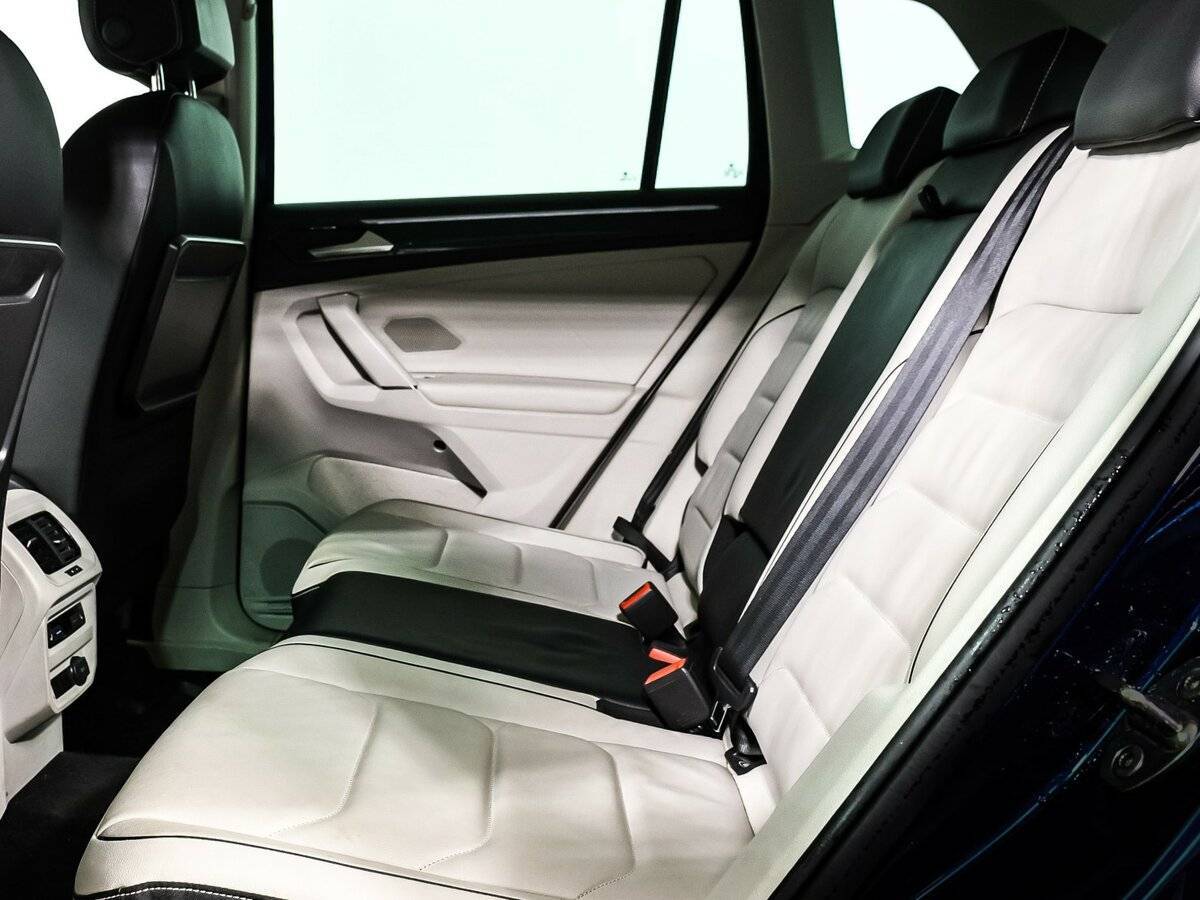 Volkswagen Tiguan с пробегом — 2017 год. Фото: #11