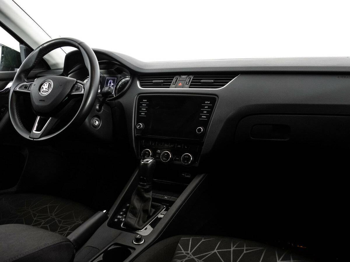 Skoda Octavia с пробегом — 2020 год. Фото: #6