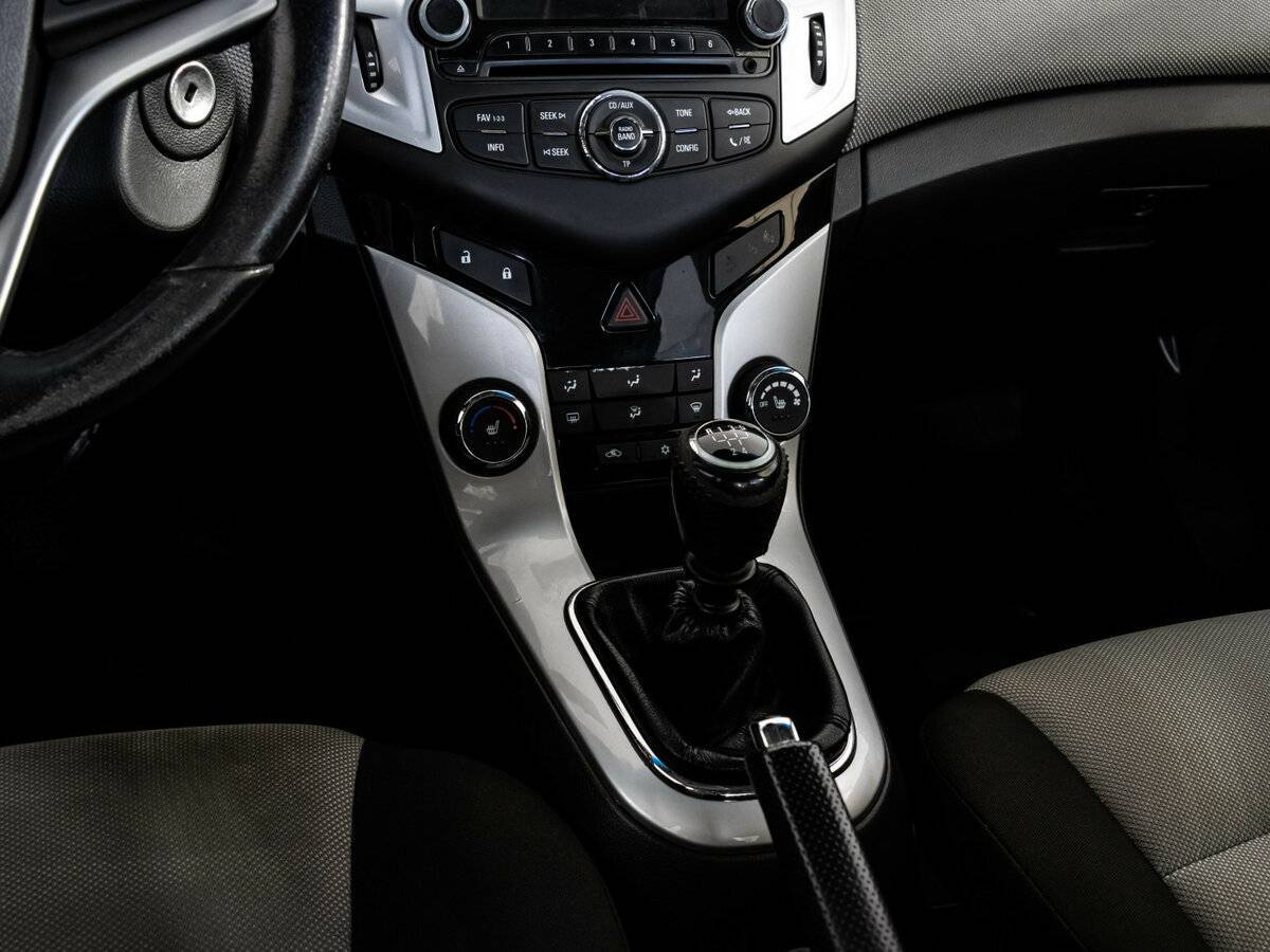 Chevrolet Cruze с пробегом — 2014 год. Фото: #11