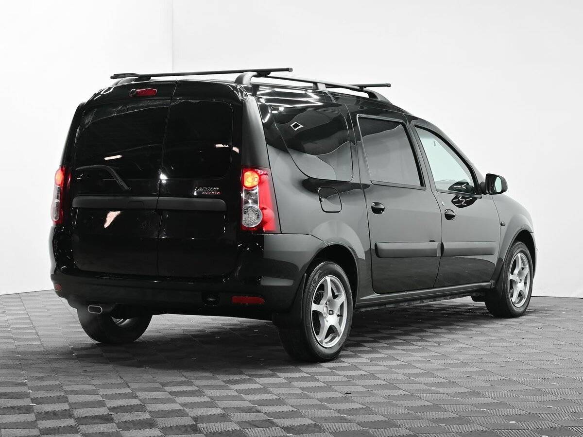 Lada (ВАЗ) Largus с пробегом — 2015 год. Фото: #3