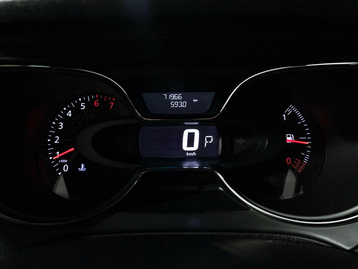 Renault Kaptur с пробегом — 2017 год. Фото: #11