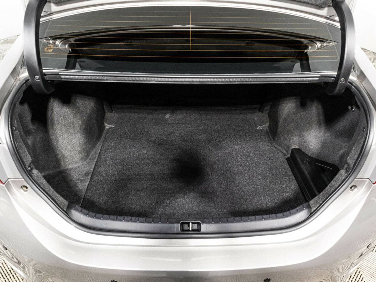 Toyota Corolla с пробегом — 2013 год. Фото: #14